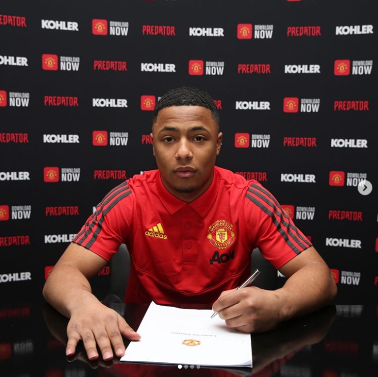 足总杯赛程吃紧，印第安纳步行者赛前官宣签约，球迷炸锅，更衣室氛围转暖的简单介绍