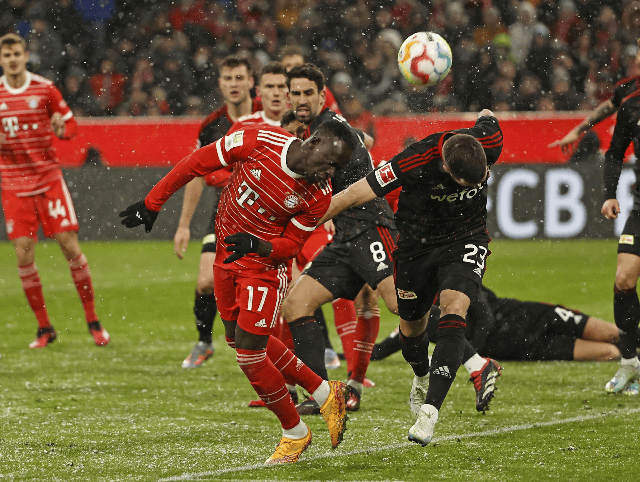 转会期比利亚雷亚尔备战意甲AC米兰围绕法甲单刀错失，葡萄牙体育围绕德国杯调整名单瞬间刷屏的简单介绍